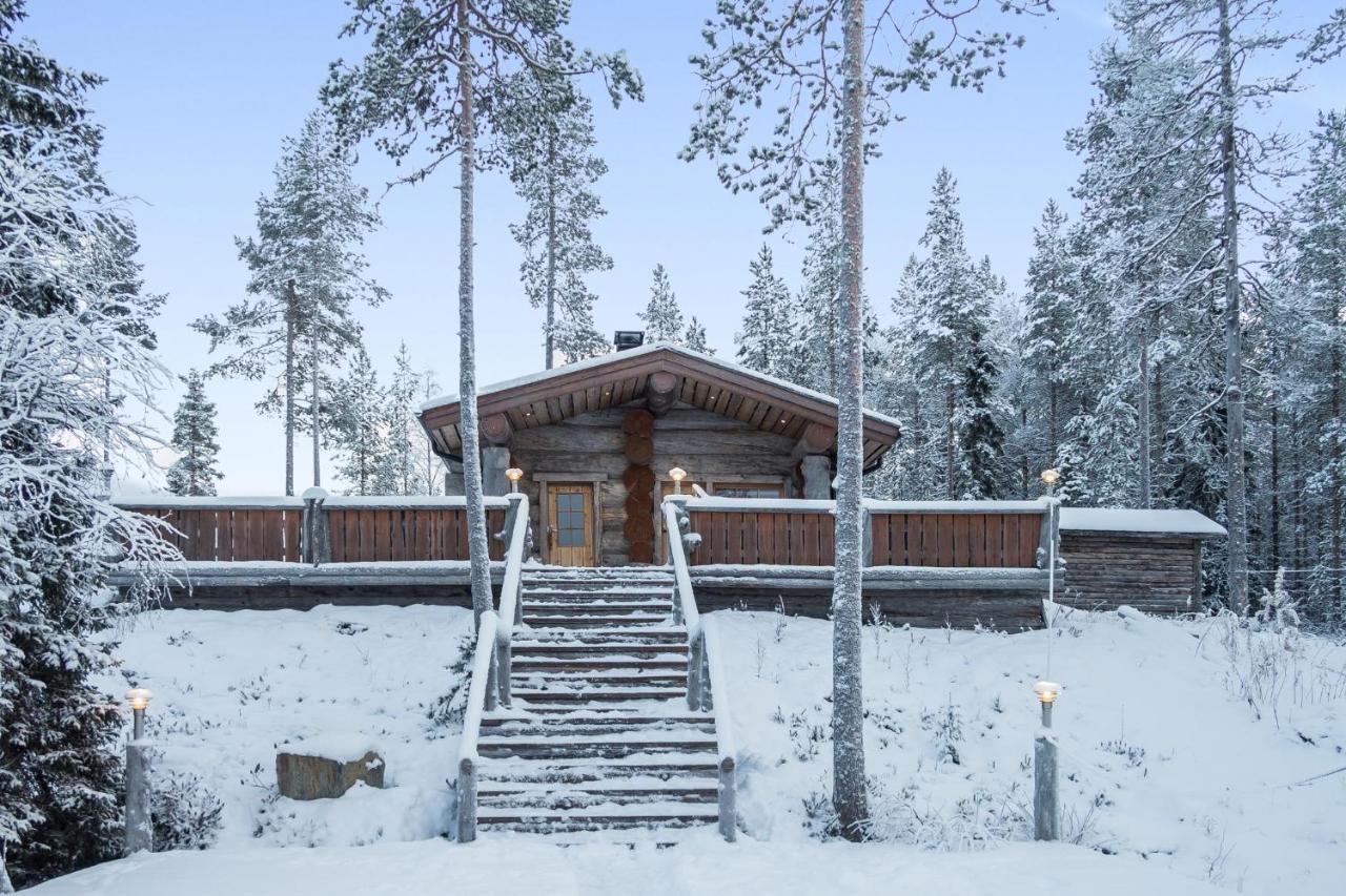 Villa Spectacular Rural Log House With 2 Saunas Next To A Beautiful Lake à Kuusamo Extérieur photo