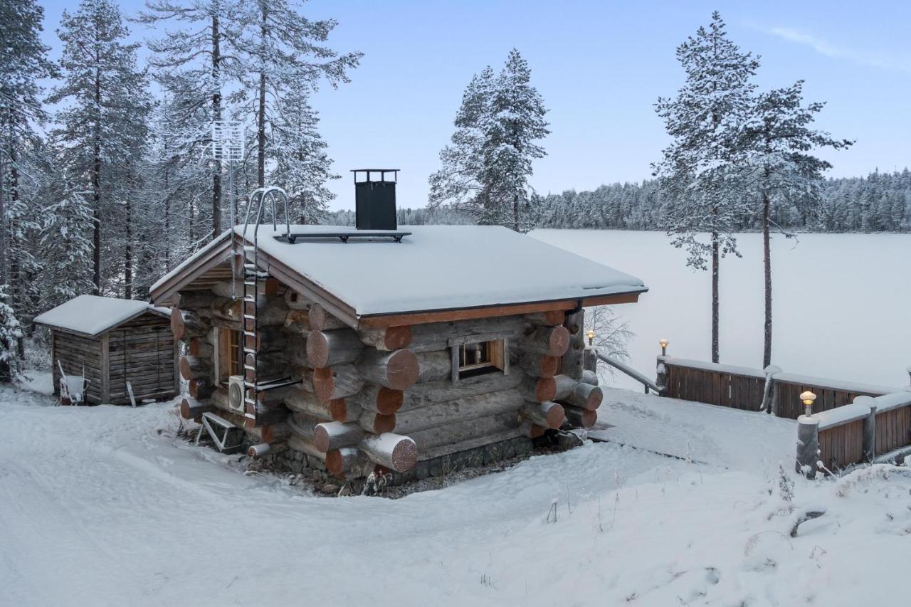 Villa Spectacular Rural Log House With 2 Saunas Next To A Beautiful Lake à Kuusamo Extérieur photo