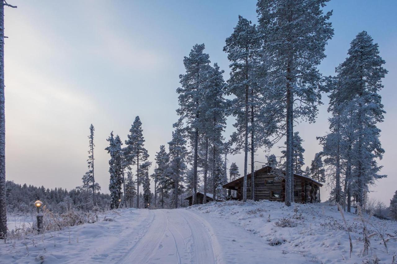 Villa Spectacular Rural Log House With 2 Saunas Next To A Beautiful Lake à Kuusamo Extérieur photo